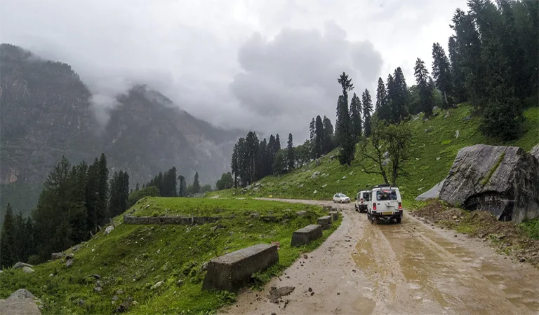 Humpty-Pass-Trek-1